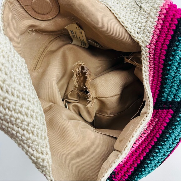 The Sak Hand Crocheted Colorful Southwestern Print Purse - Picture 10 of 11